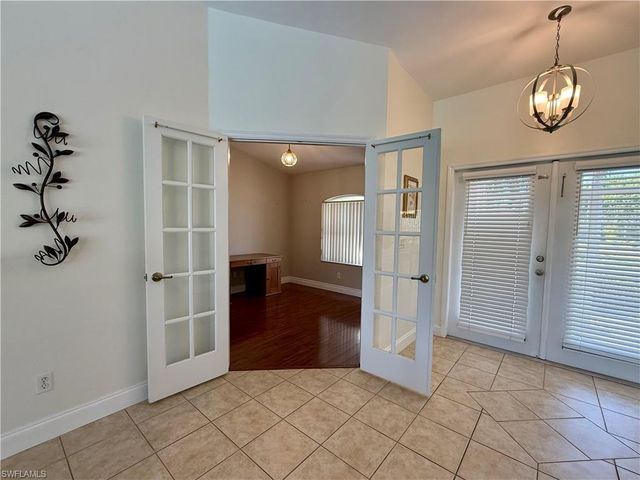 3805 SW 20th PL, Cape Coral, FL 33914