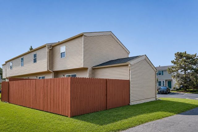 7714 Barkwood Drive, 3A, Columbus, OH 43085