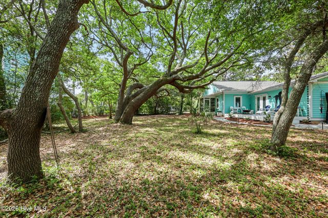 214 Assembly Way Avenue, Kure Beach, NC 28449