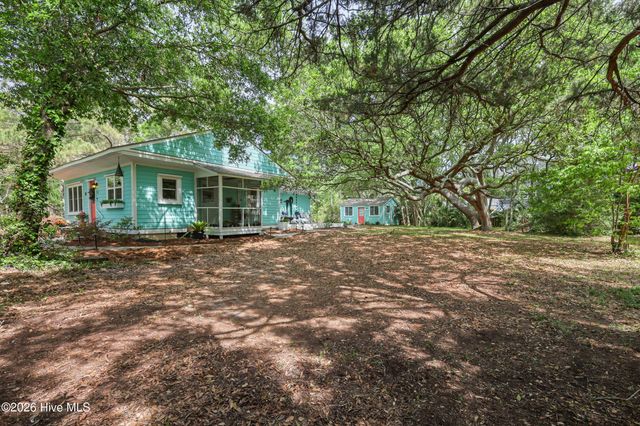 214 Assembly Way Avenue, Kure Beach, NC 28449