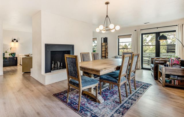 1443 SW Canyon Drive, Redmond, OR 97756