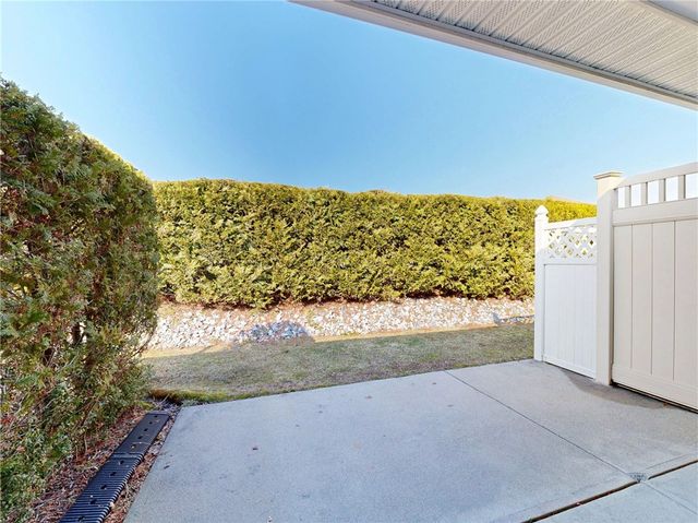 101 Village Green Circle, Coventry, RI 02816