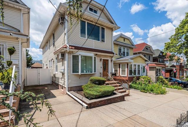 7844 86th Street, Glendale, NY 11385