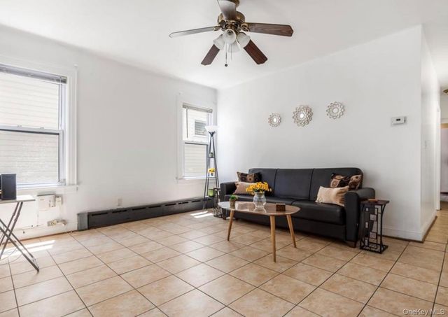 7844 86th Street, Glendale, NY 11385