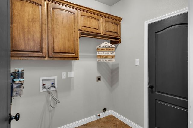 3721 Lake Mcqueeney, Robstown, TX 78380