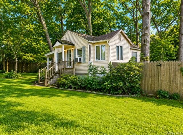 86 N Evergreen Drive, Selden, NY 11784