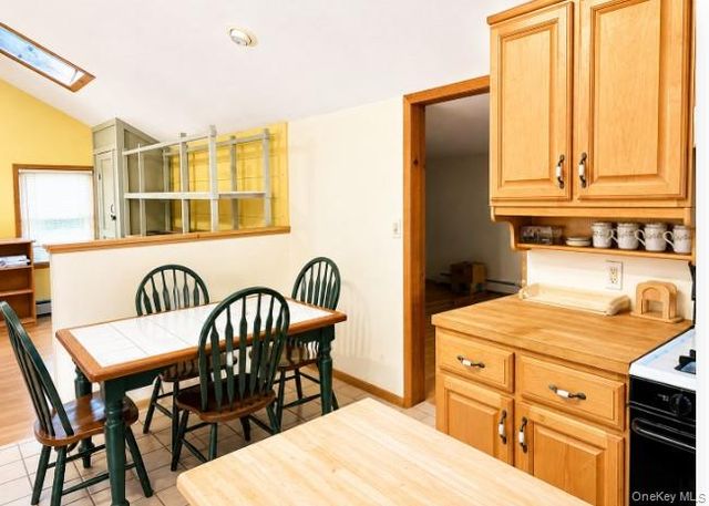 86 N Evergreen Drive, Selden, NY 11784