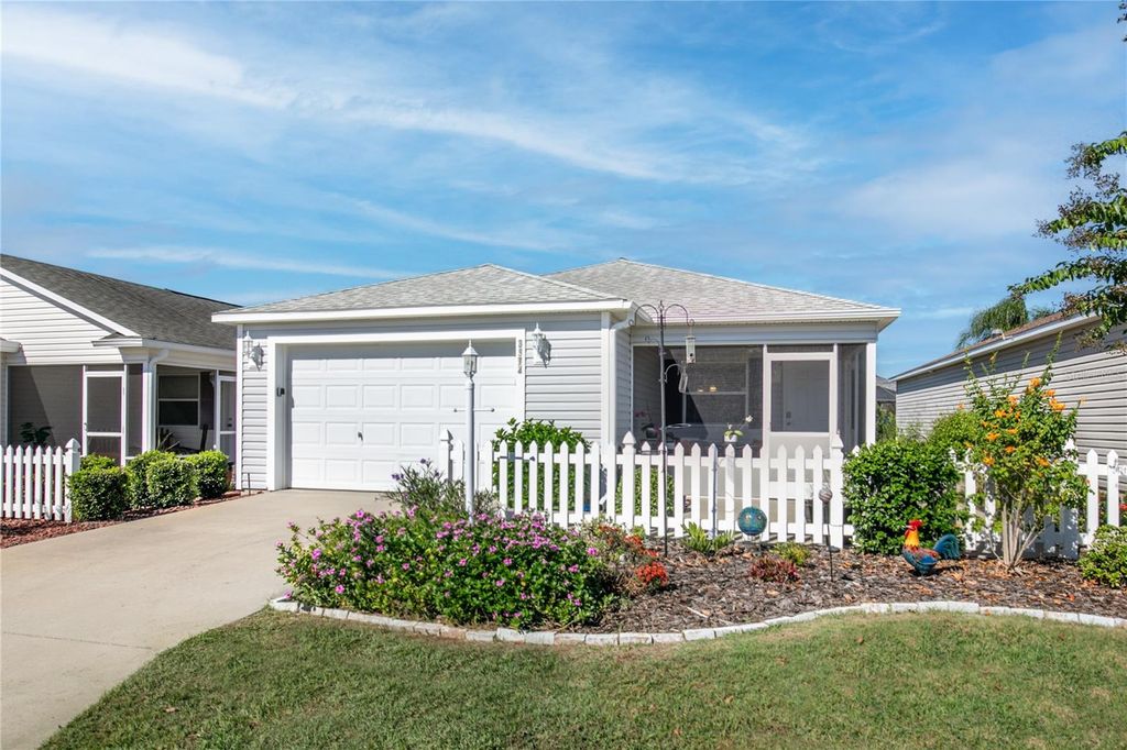 3374 CASTLEGATE COURT, The Villages, FL 32163