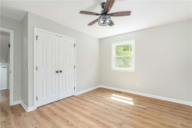 137 Dewsberry Road, King, NC 27021