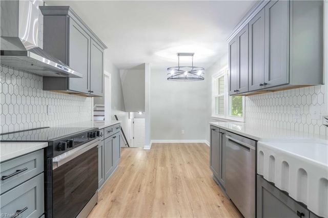 137 Dewsberry Road, King, NC 27021