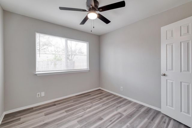 6604 SCRUB OAK LN B, Austin, TX 78759