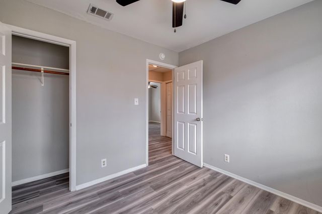 6604 SCRUB OAK LN B, Austin, TX 78759