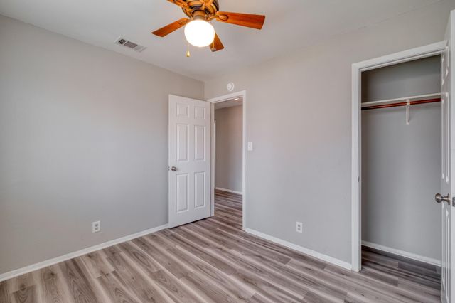 6604 SCRUB OAK LN B, Austin, TX 78759