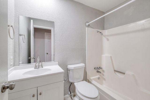 6604 SCRUB OAK LN B, Austin, TX 78759