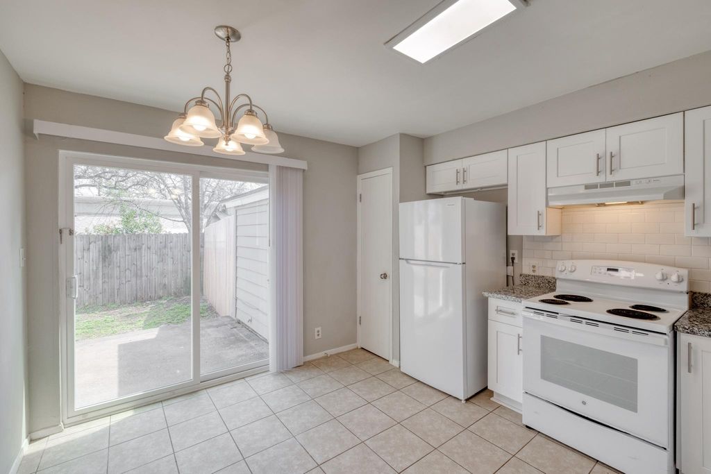 6604 SCRUB OAK LN B, Austin, TX 78759