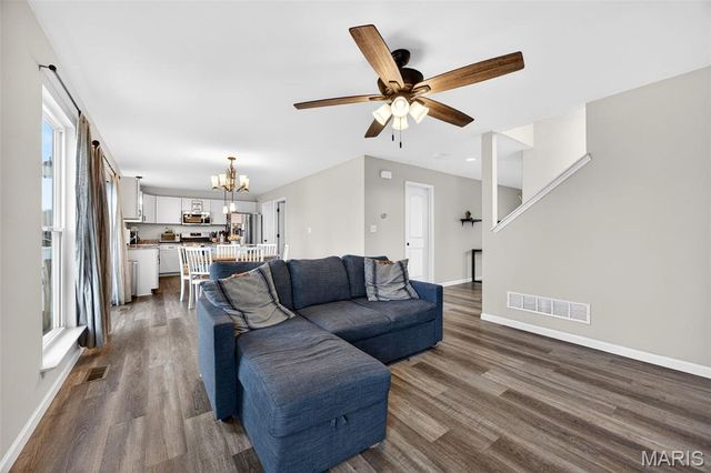 133 Bluewater Lane, Moscow Mills, MO 63362