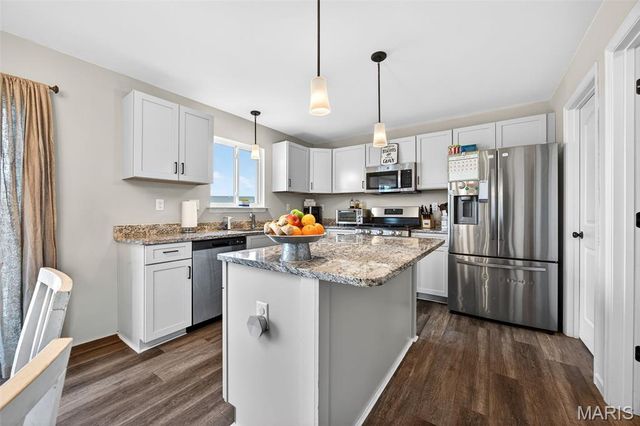 133 Bluewater Lane, Moscow Mills, MO 63362