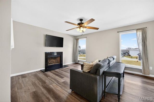 133 Bluewater Lane, Moscow Mills, MO 63362