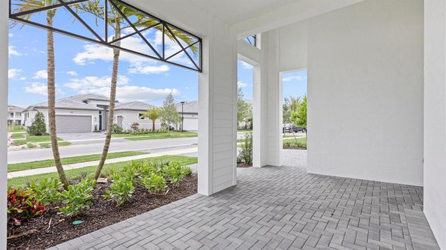 5042 Rivo Alto Circle, Westlake, FL 33470