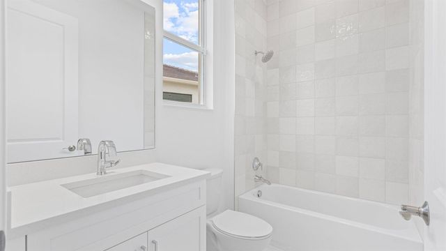 5042 Rivo Alto Circle, Westlake, FL 33470