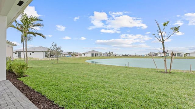 5042 Rivo Alto Circle, Westlake, FL 33470