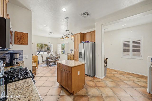 1388 W Camino Buenos Aires, Sahuarita, AZ 85629