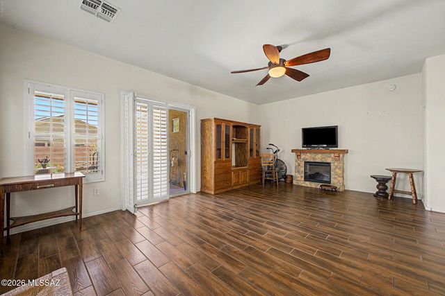 1388 W Camino Buenos Aires, Sahuarita, AZ 85629