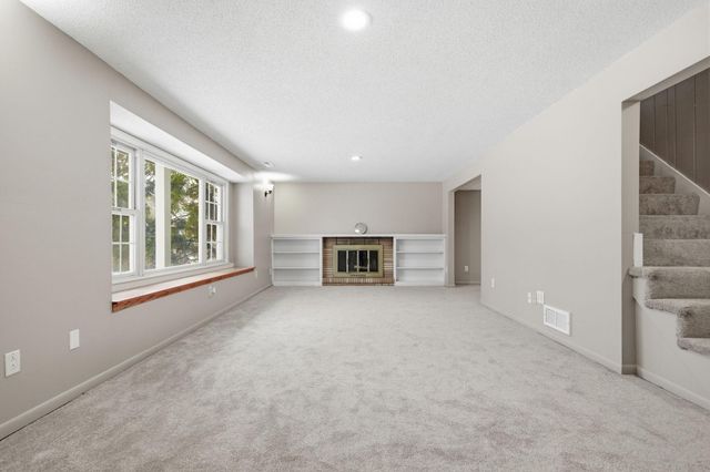 8524 Washburn Avenue S, Bloomington, MN 55431