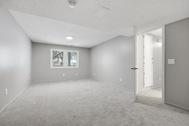 8524 Washburn Avenue S, Bloomington, MN 55431