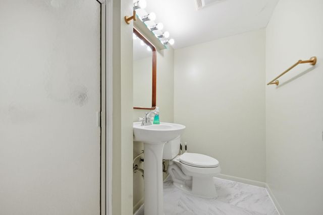 8524 Washburn Avenue S, Bloomington, MN 55431