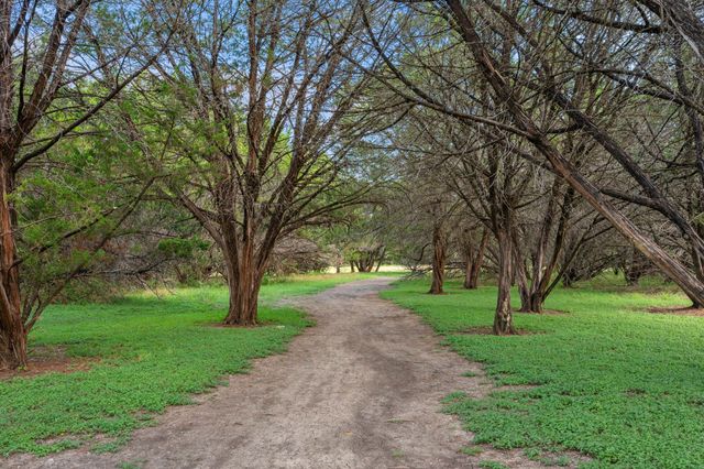 9900 Dawn Pearl DR, Austin, TX 78748