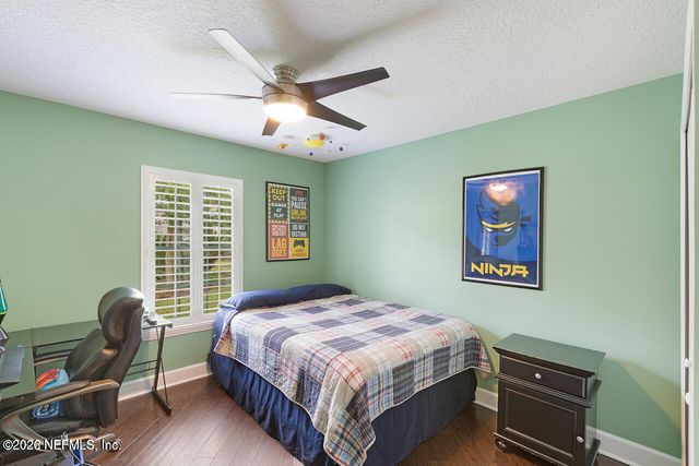 1593 BLUE HERON Lane, Jacksonville Beach, FL 32250