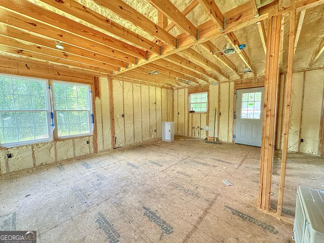 2552 W Sr 54 Highway, Hogansville, GA 30230
