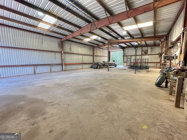 2552 W Sr 54 Highway, Hogansville, GA 30230