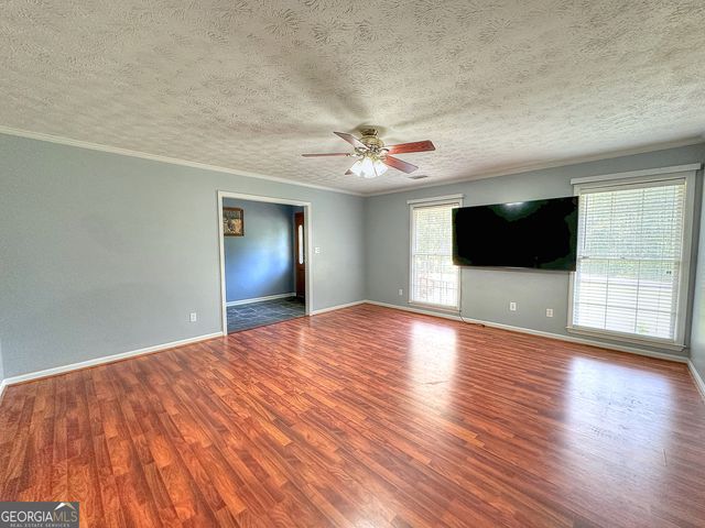 2552 W Sr 54 Highway, Hogansville, GA 30230