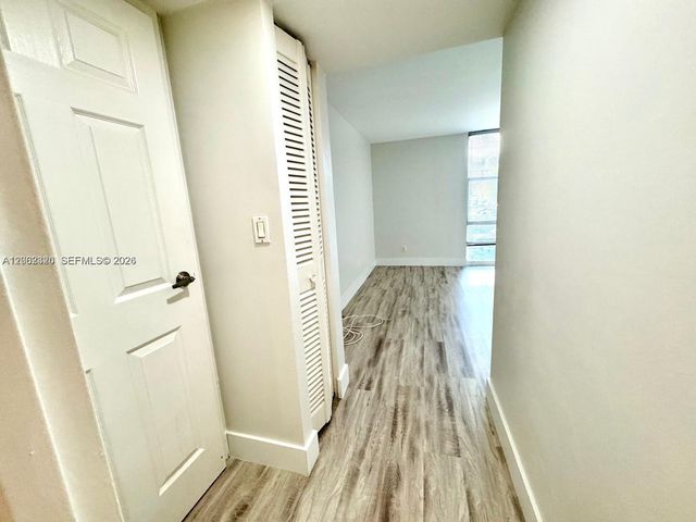 200 172nd Street 206, Sunny Isles Beach, FL 33160