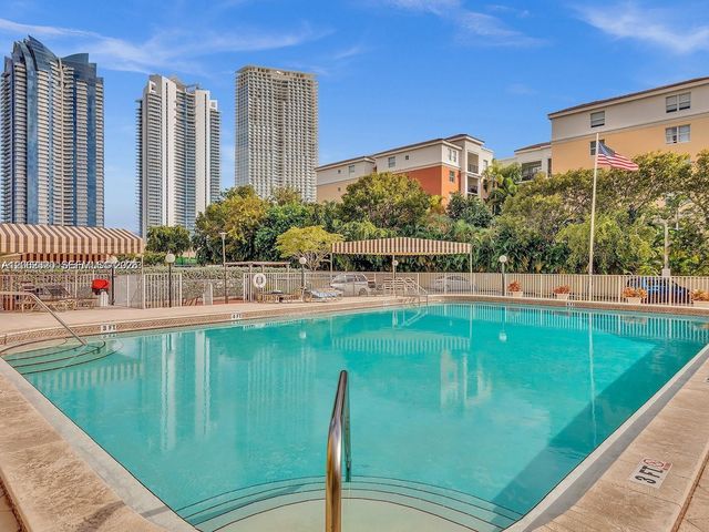 200 172nd Street 206, Sunny Isles Beach, FL 33160