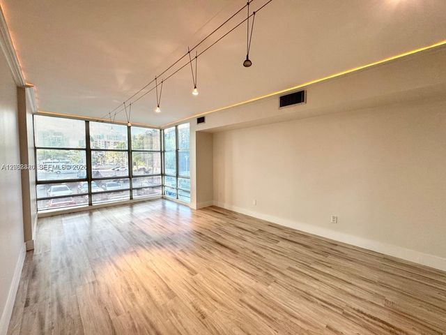 200 172nd Street 206, Sunny Isles Beach, FL 33160