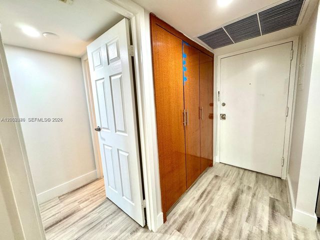 200 172nd Street 206, Sunny Isles Beach, FL 33160