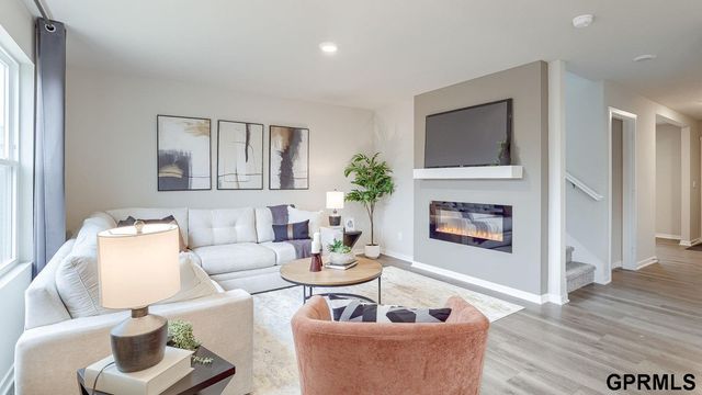 12906 S 65th Street, Papillion, NE 68157