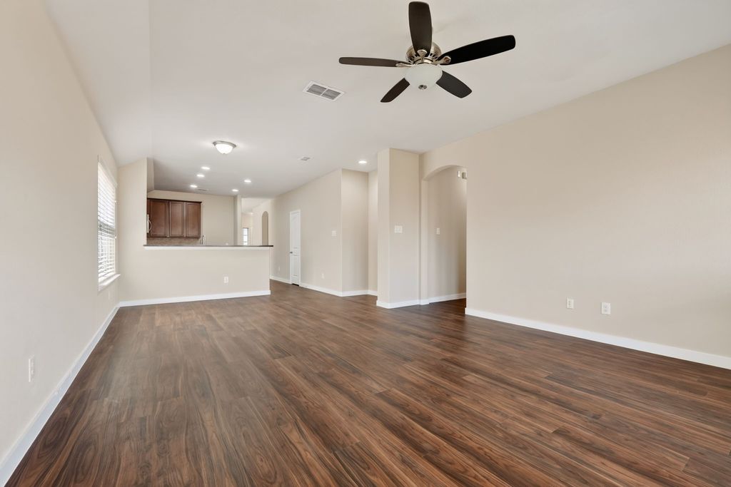 725 Bird Creek Drive, Little Elm, TX 75068 — photo 4