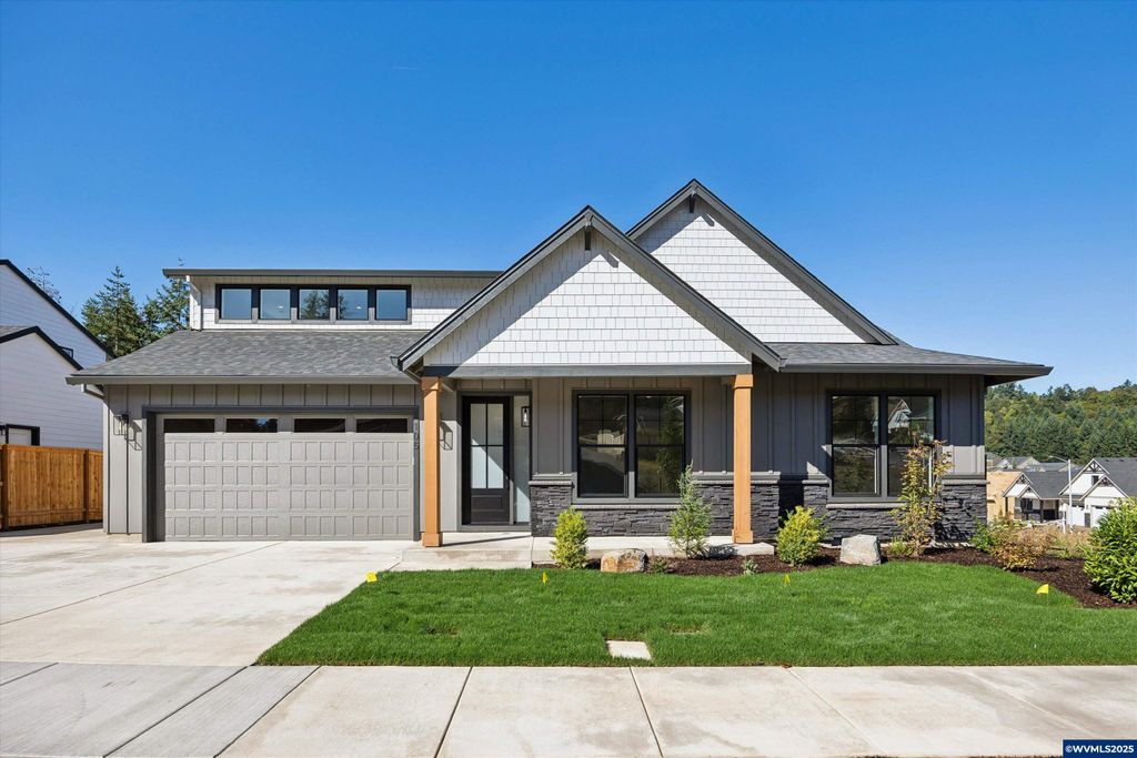 105 Wild Duck Run St NE, Silverton, OR 97381