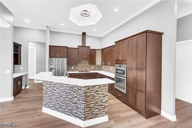 1109 Rush AVE, Lehigh Acres, FL 33972