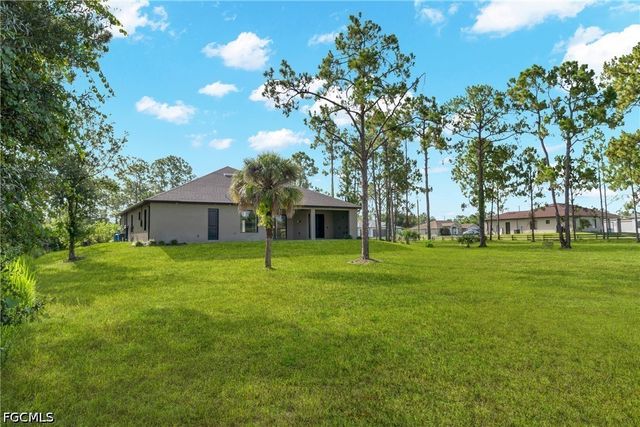 1109 Rush AVE, Lehigh Acres, FL 33972