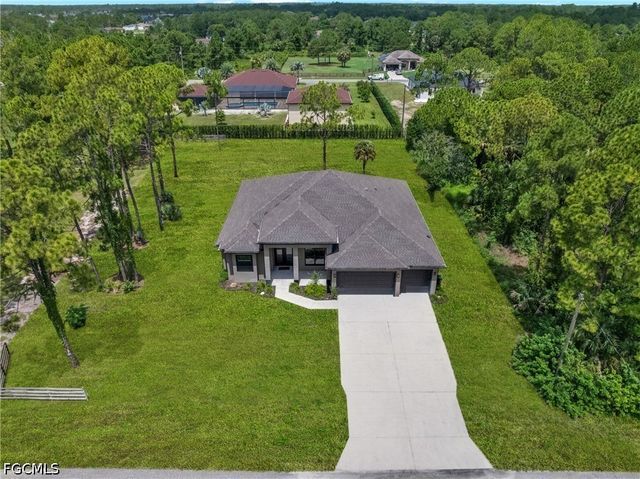 1109 Rush AVE, Lehigh Acres, FL 33972