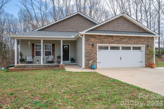 1310 Western Hills Lane, Vale, NC 28168