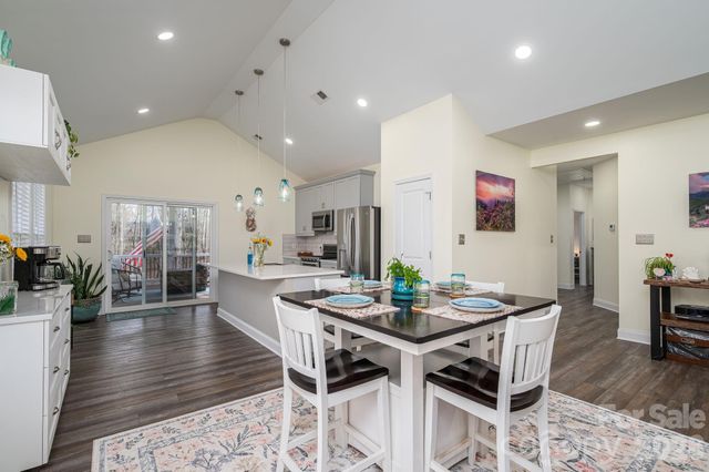 1310 Western Hills Lane, Vale, NC 28168