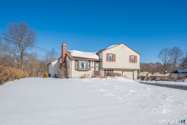 102 Winslow Drive, Newington, CT 06111