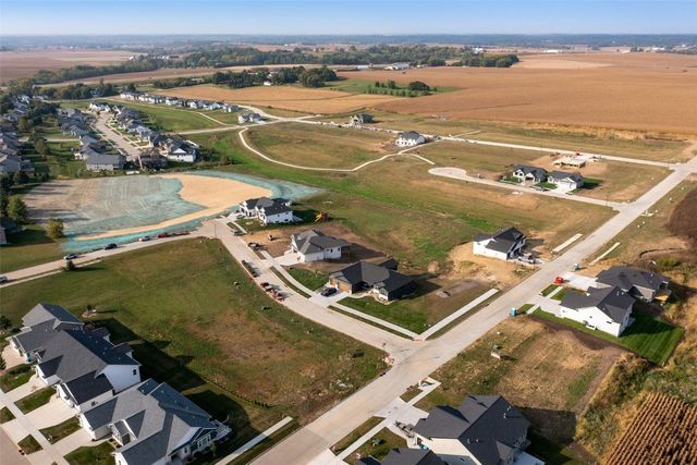 1725 3rd Street SW, Mt Vernon, IA 52314