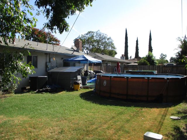 450 Esperanza, Stockton, CA 95207